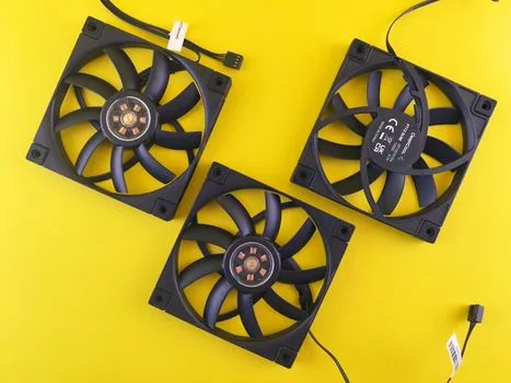 Jungle Leopard Interstellar 3-in-1 Fan Kit Black