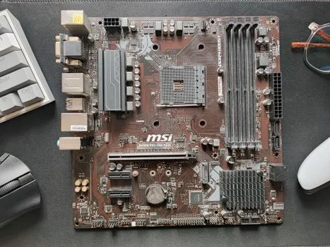 Gigabyte B450 DS3H V2 (AMD)