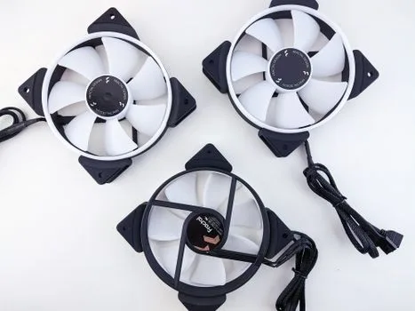 MMA 120MM PWM ARGB Fan 3-Pin Black/White